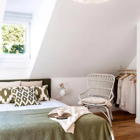 Kövirigó Családi Birtok * Gyulakeszi