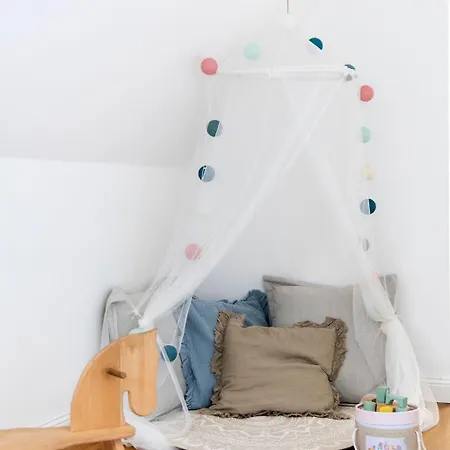 Koevirigo Csaladi Birtok Villa *