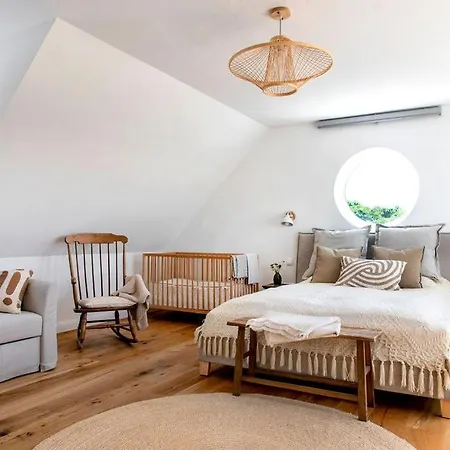 Villa Kövirigó Családi Birtok