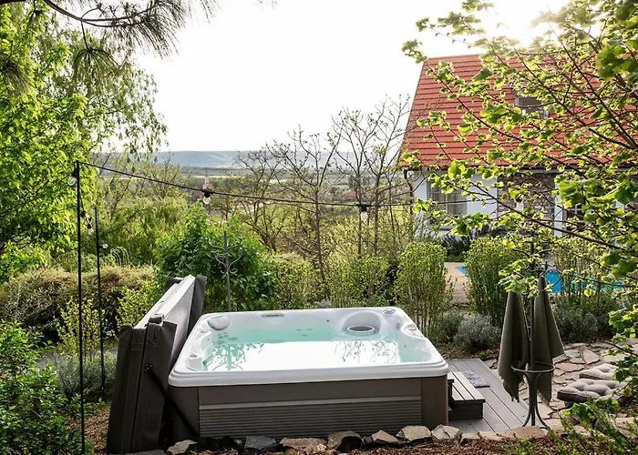 Βίλα Koevirigo Csaladi Birtok *