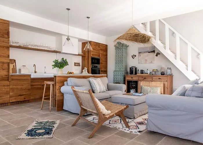 Koevirigo Csaladi Birtok ヴィラ *